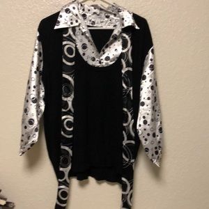 Dressbarn Pullover Three Quarter Sleeve Shirt.